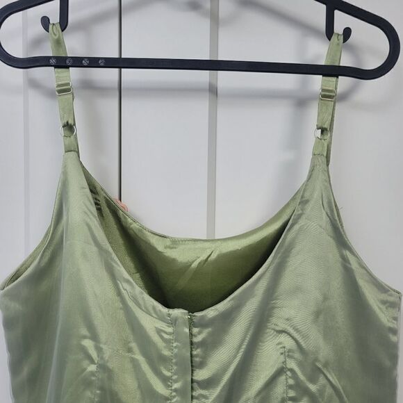 Tatyana floral dress - Picture 10 of 16